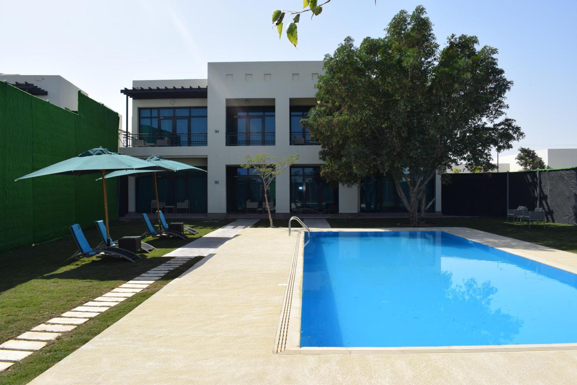 Retaj Salwa Resort & Spa Doha Ngoại thất bức ảnh A villa in Al Reef