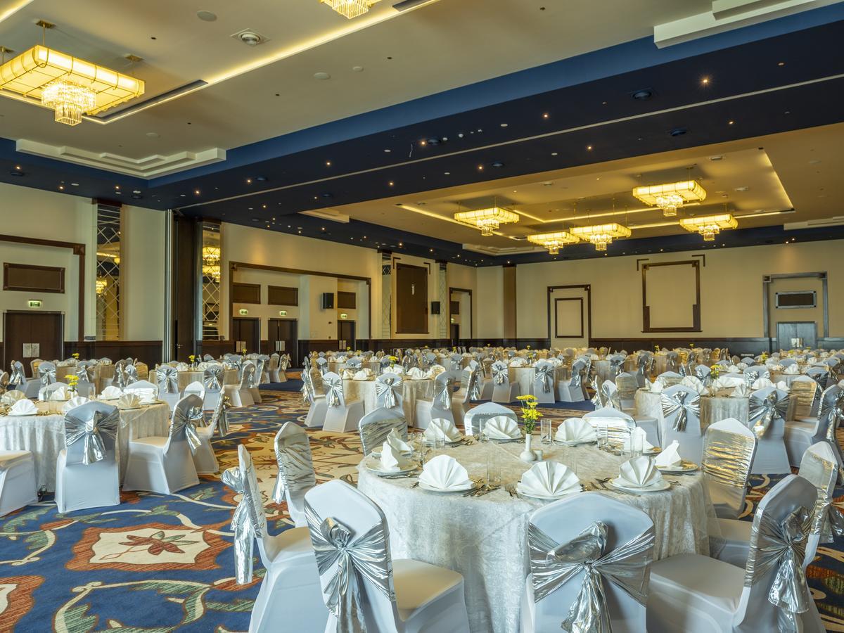Retaj Salwa Resort & Spa Doha Ngoại thất bức ảnh The Grand Ballroom