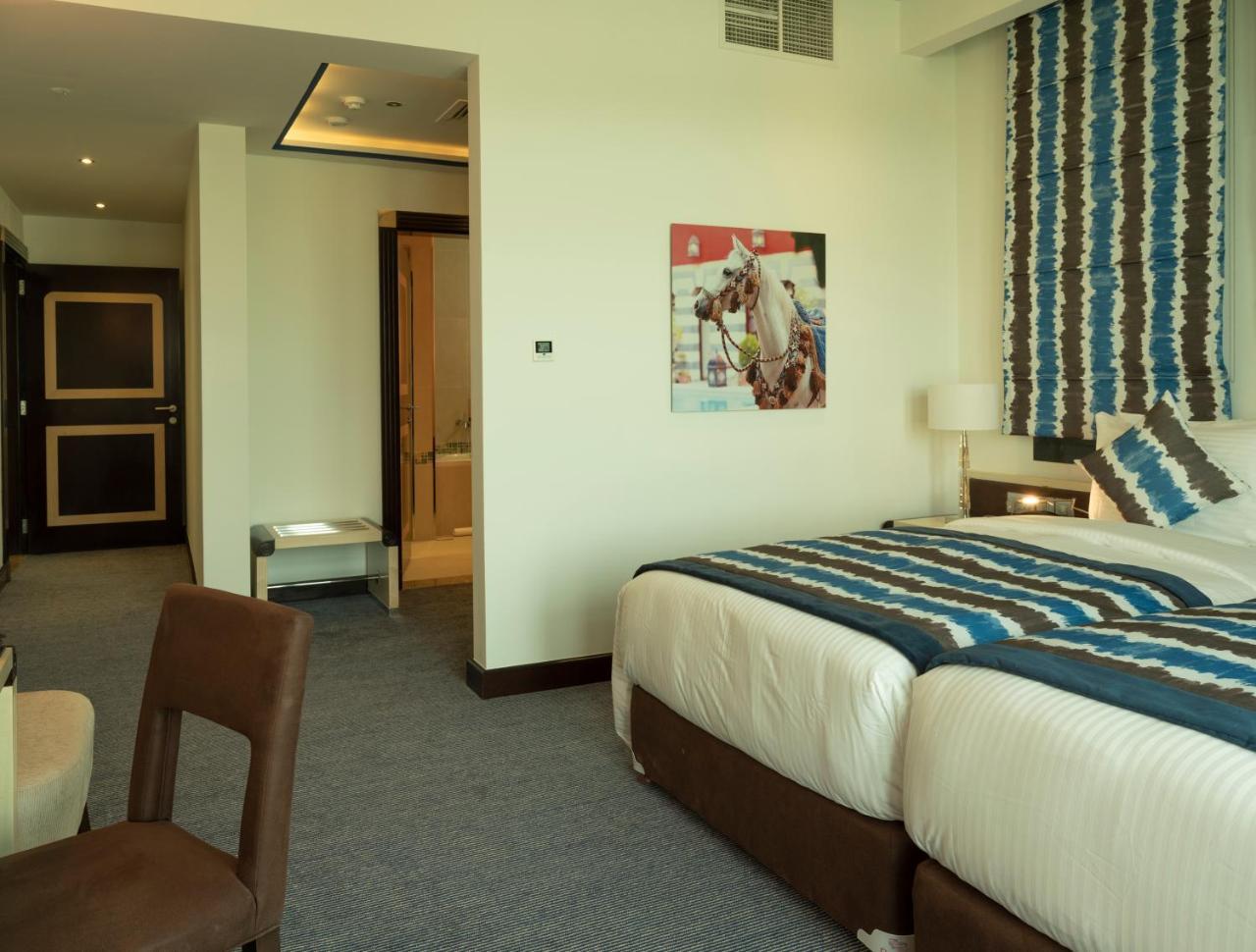 Retaj Salwa Resort & Spa Doha Ngoại thất bức ảnh A room at the hotel