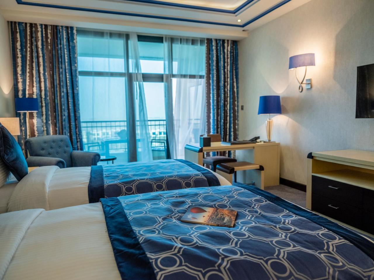 Retaj Salwa Resort & Spa Doha Ngoại thất bức ảnh A room at the hotel
